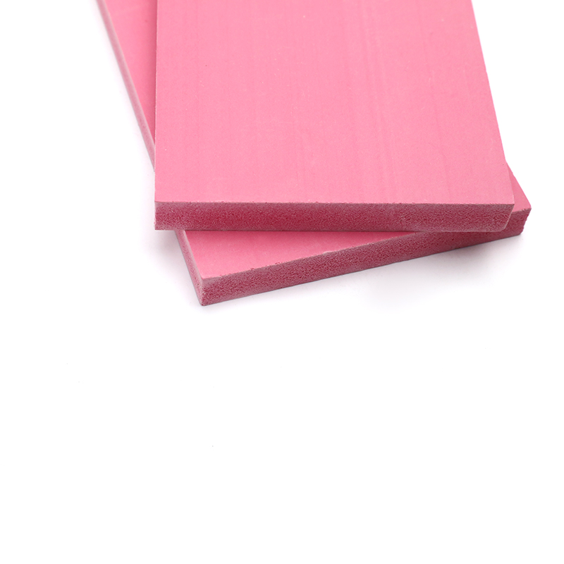 Rotolo di fogli di cartone espanso in PVC di colore rosa leggero, dimensioni 4'x8'